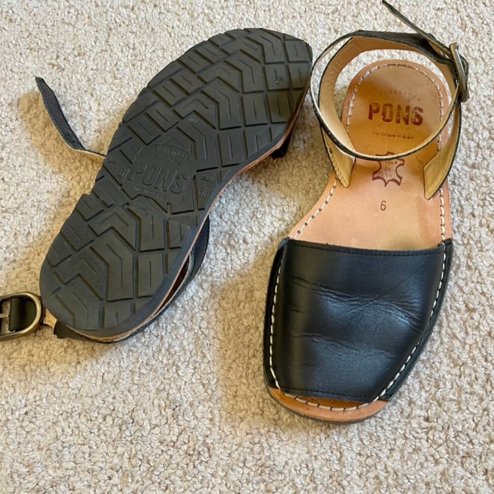 Pons Avarcas size 6 sandal with ankle strap